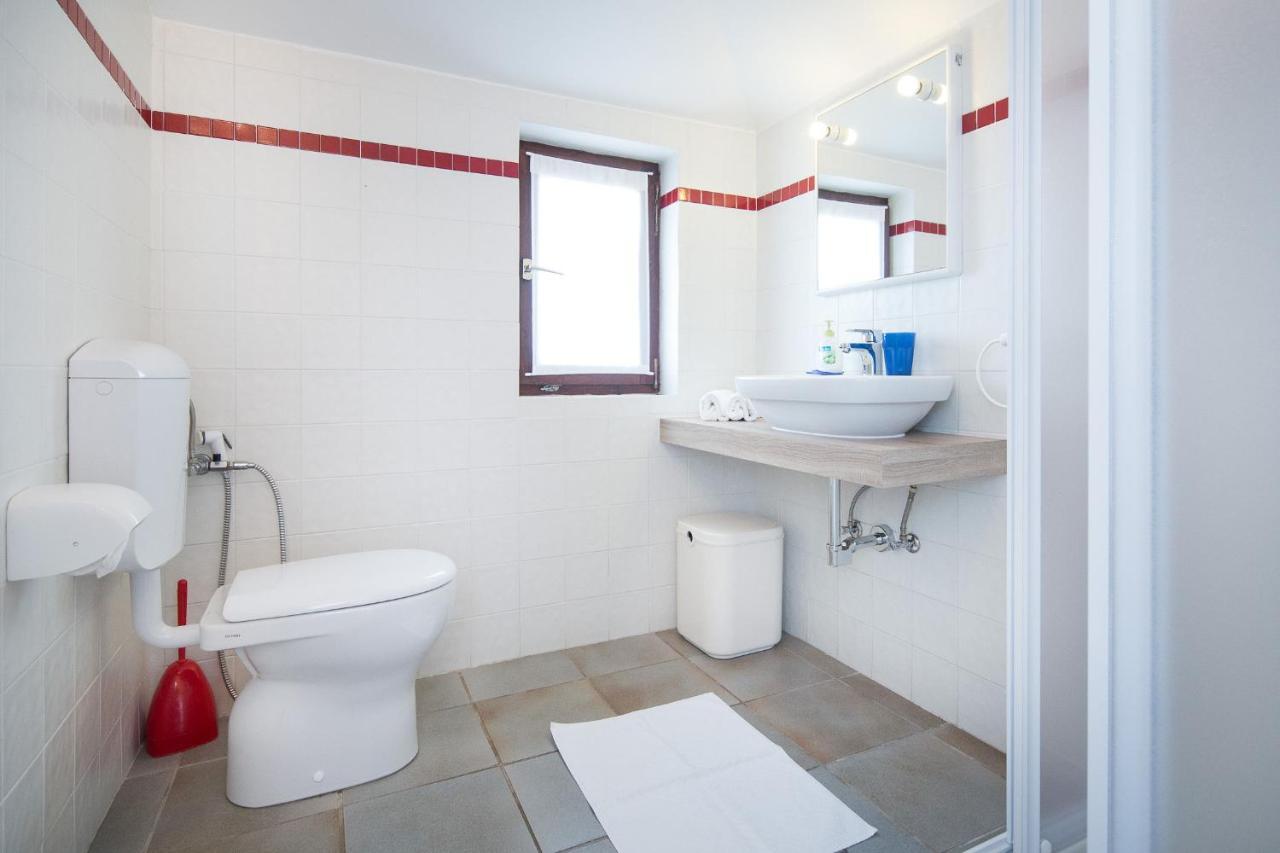 Apartman Number 9 Ровінь Екстер'єр фото