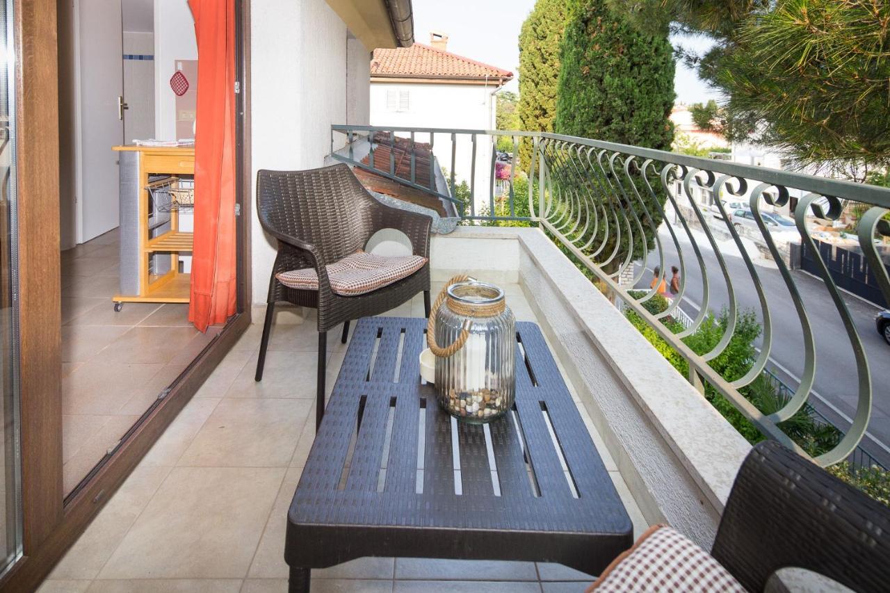 Apartman Number 9 Ровінь Екстер'єр фото